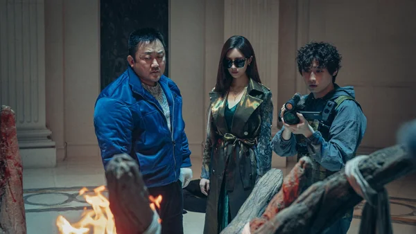 Đêm Thánh: Đội Săn Quỷ (Holy Night: Demon Hunters)