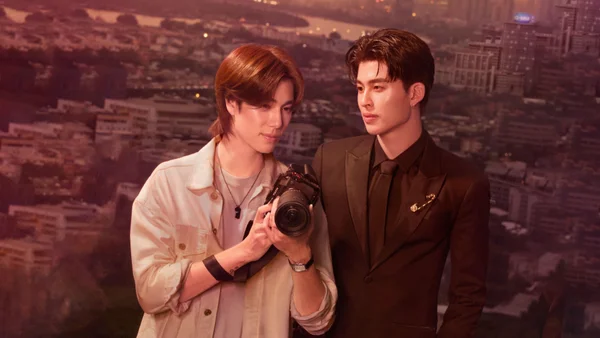 Me and Thee: Tỉnh Táo Nào, Ngài Thee (Me and Thee)